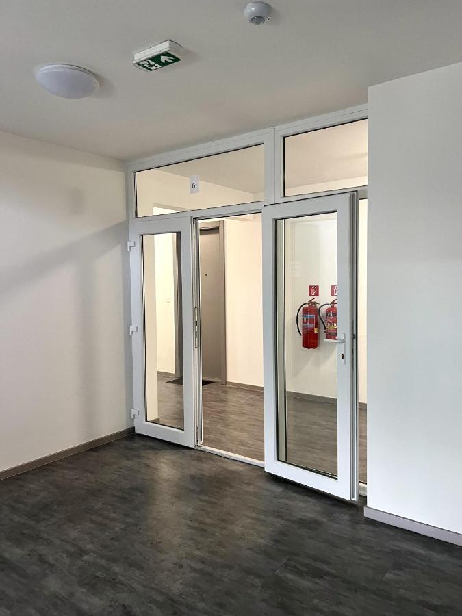 Cozy Stay Apartment Trenčín 外观 照片