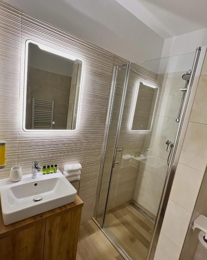 Cozy Stay Apartment Trenčín 外观 照片