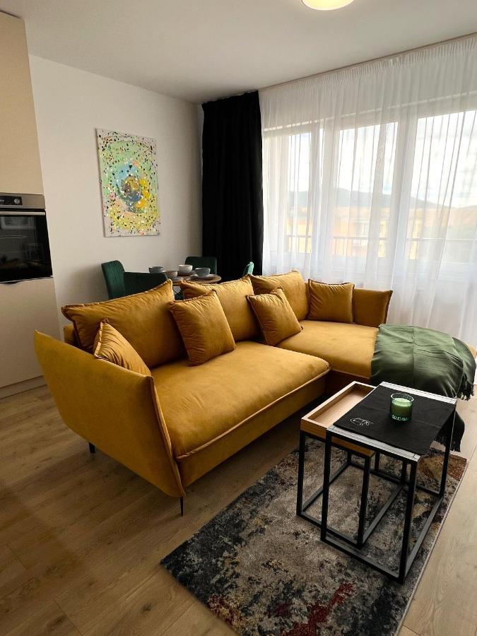 Cozy Stay Apartment Trenčín 外观 照片