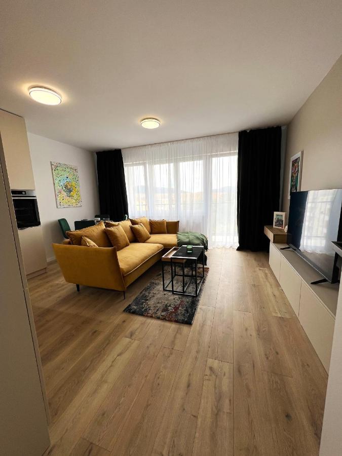 Cozy Stay Apartment Trenčín 外观 照片