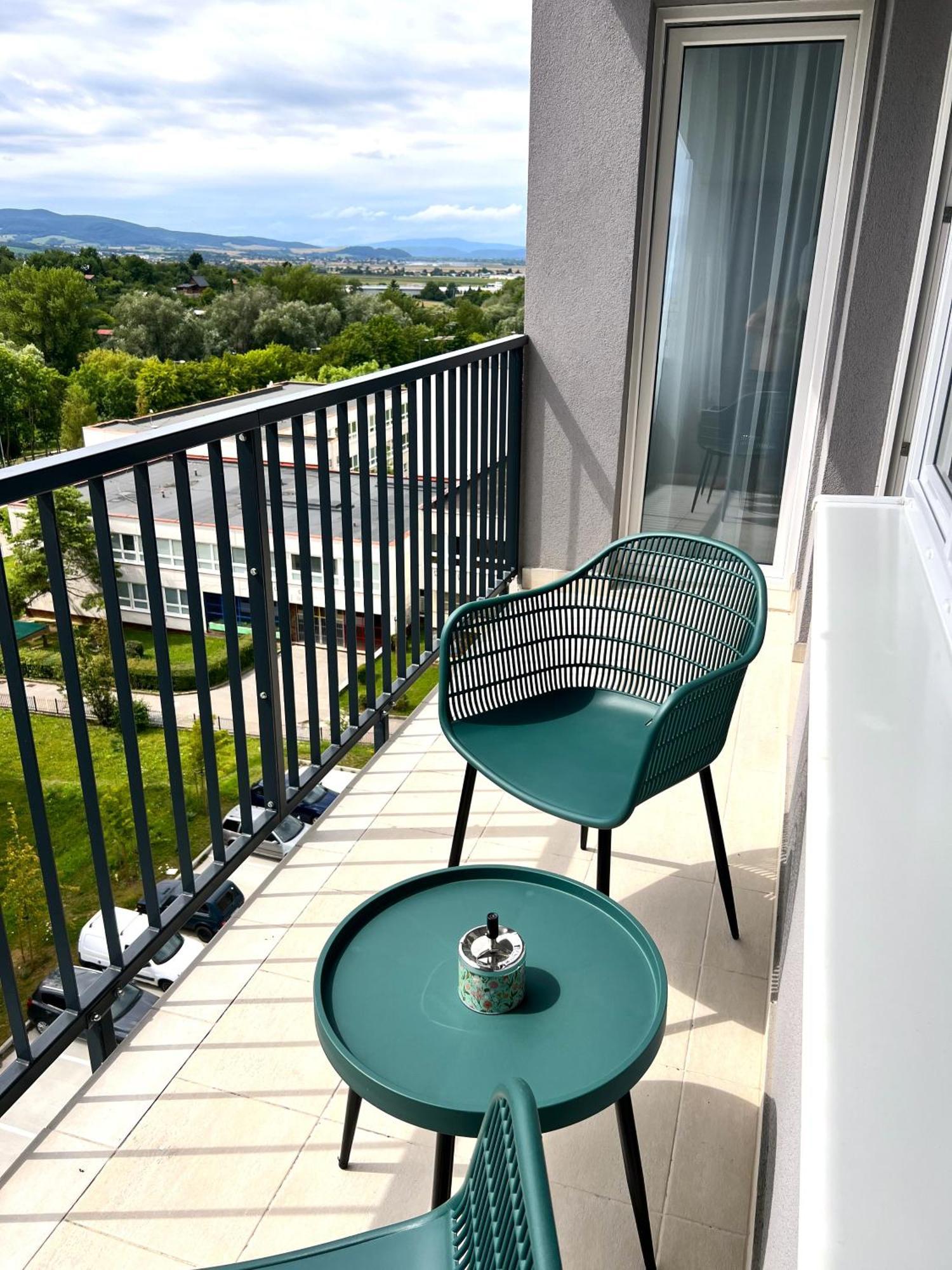 Cozy Stay Apartment Trenčín 外观 照片